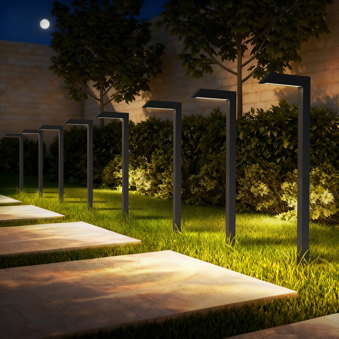 Starlight 19''H LED Black Aluminum 4000k Outdoor Pathway Light with Etched Frosted Glass #UG7096