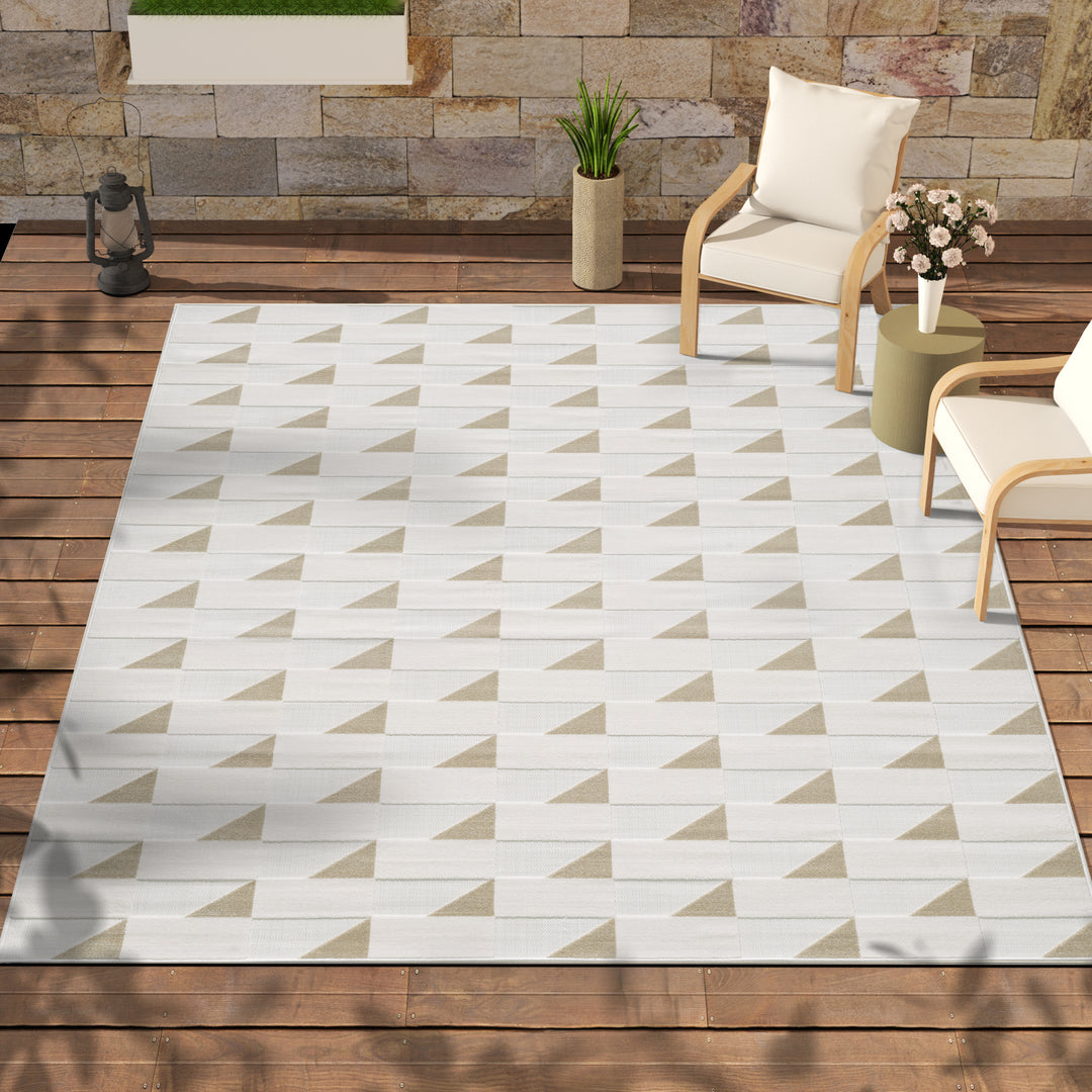 Geometric Triangle Design Beige Indoor/Outdoor Carpet #TO2001