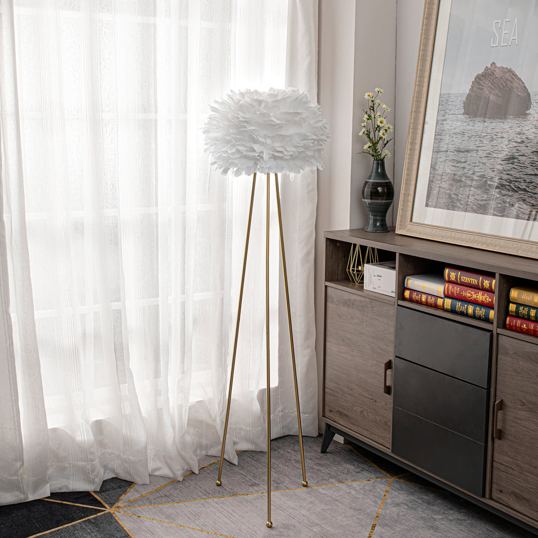 Maxax 60in Tripod Feather Floor Lamp #F21-PK