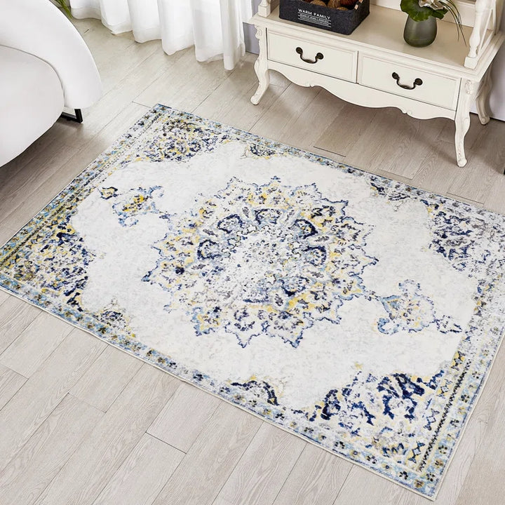 Lobello Traditional Oriental Area Rug