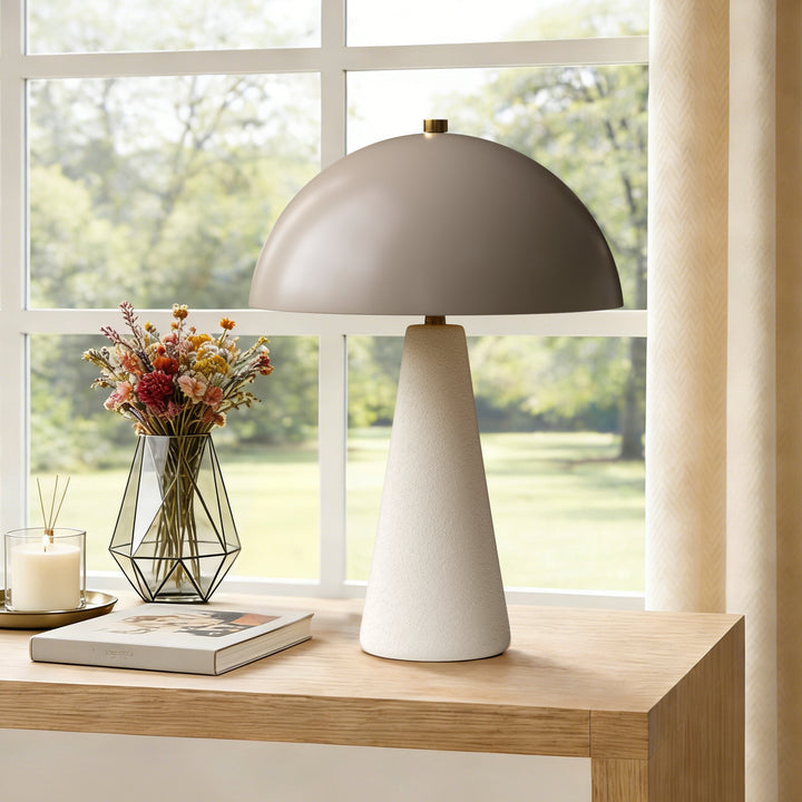 Vivid 17.8" Modern Ceramic And Metal Table Lamp For Living Room/bedroom #T211